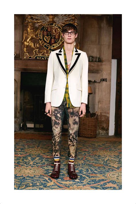 gucci cruise 2017 vogue|Gucci’s New Men’s Cruise Collection by Alessandro Michele .